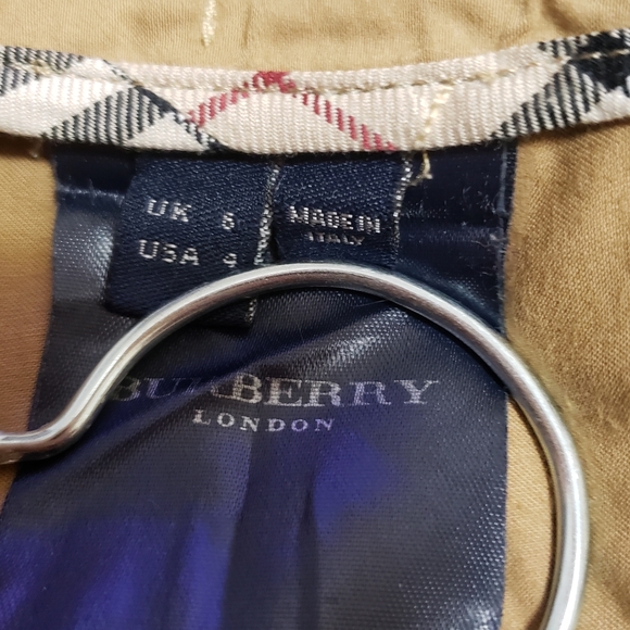 Burberry London Capris - Picture 4 of 10